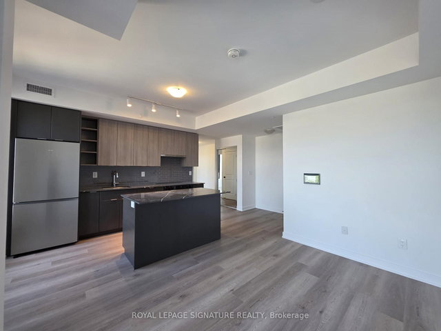 602 - 2075 Lakeshore Road