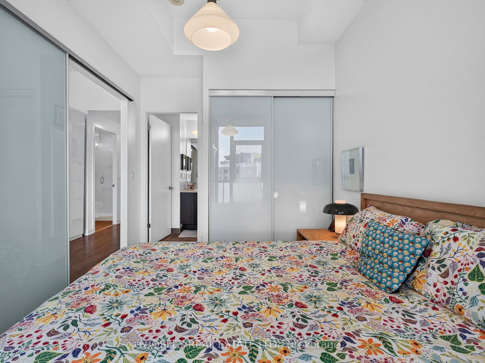 36 Howard Park Avenue • #801 • Toronto, ON photo 9
