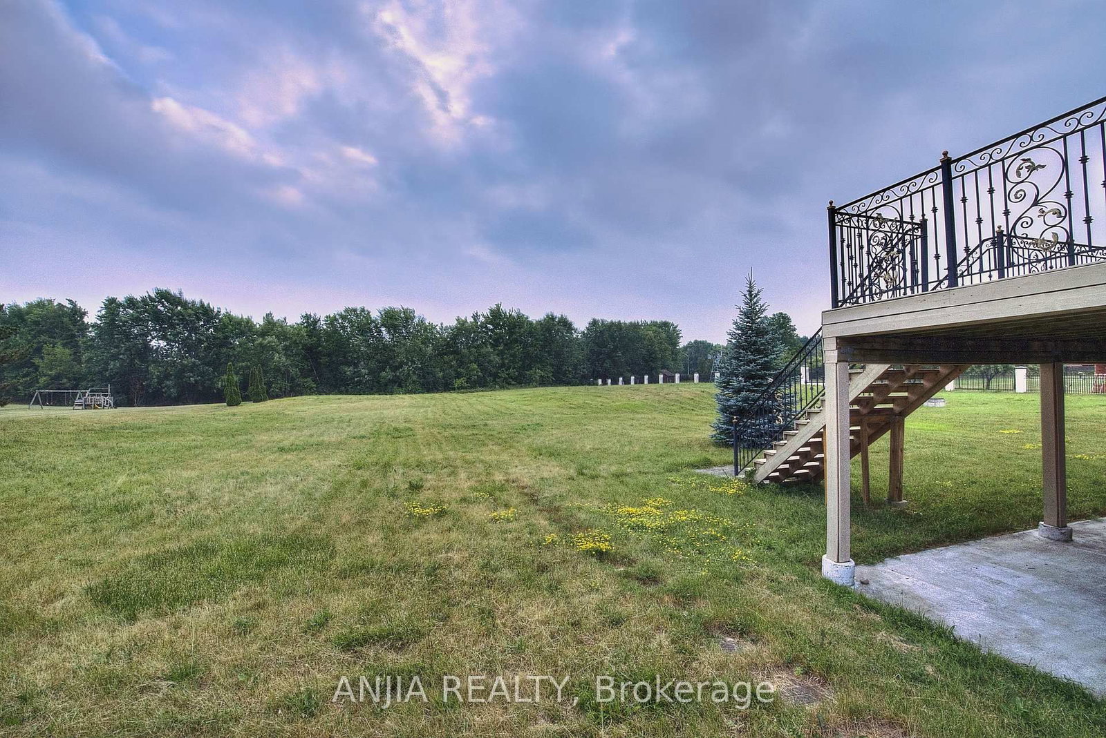 44 Bellini Avenue • Brampton, ON photo 8