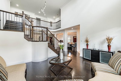 40 Cachet Court • Brampton, ON photo 9