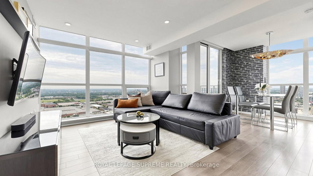 2702 - 830 Lawrence Avenue W W