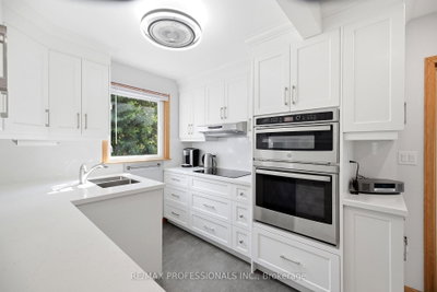 580 Exbury Mississauga,ON L5G 2P4 — Photo 10