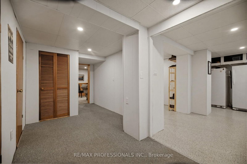 580 Exbury Mississauga,ON L5G 2P4 — Photo 21