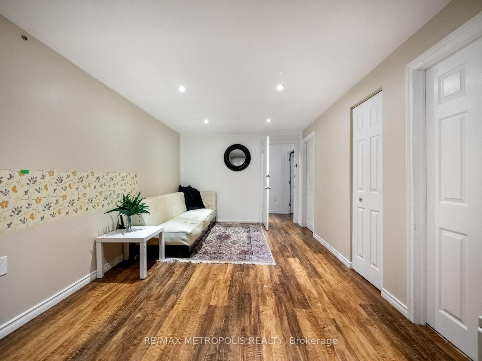144 All Saints Crescent • Oakville, ON photo 38