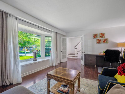 144 All Saints Crescent • Oakville, ON photo 9