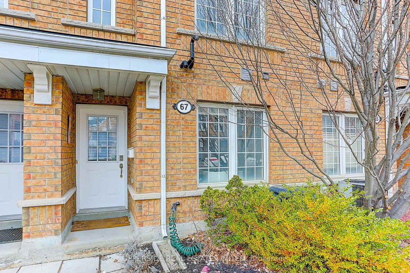 67 Birdstone Crescent