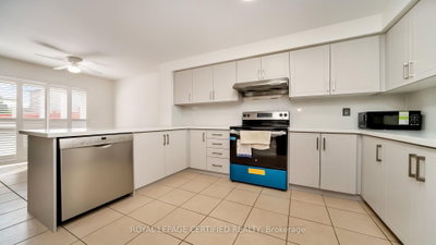 42 Trumpet Valley Boulevard — more photos