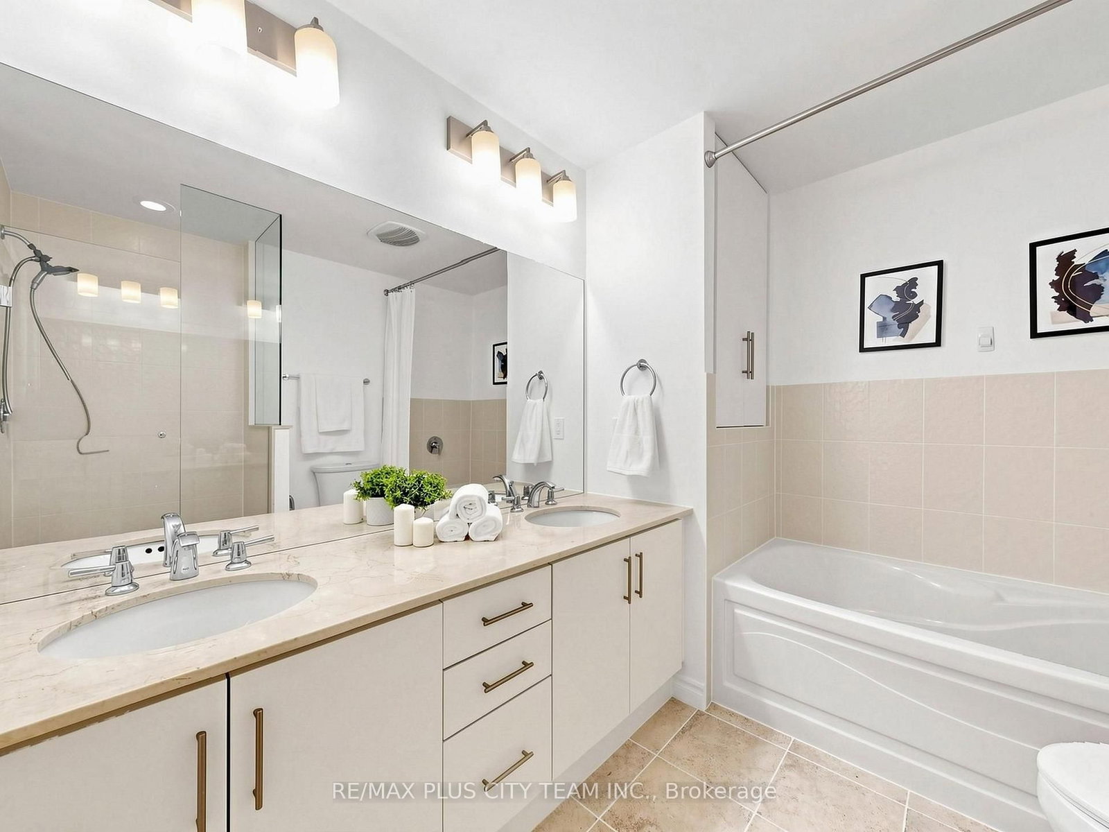 1135 Royal York Road • #1009 • Toronto, ON photo 18
