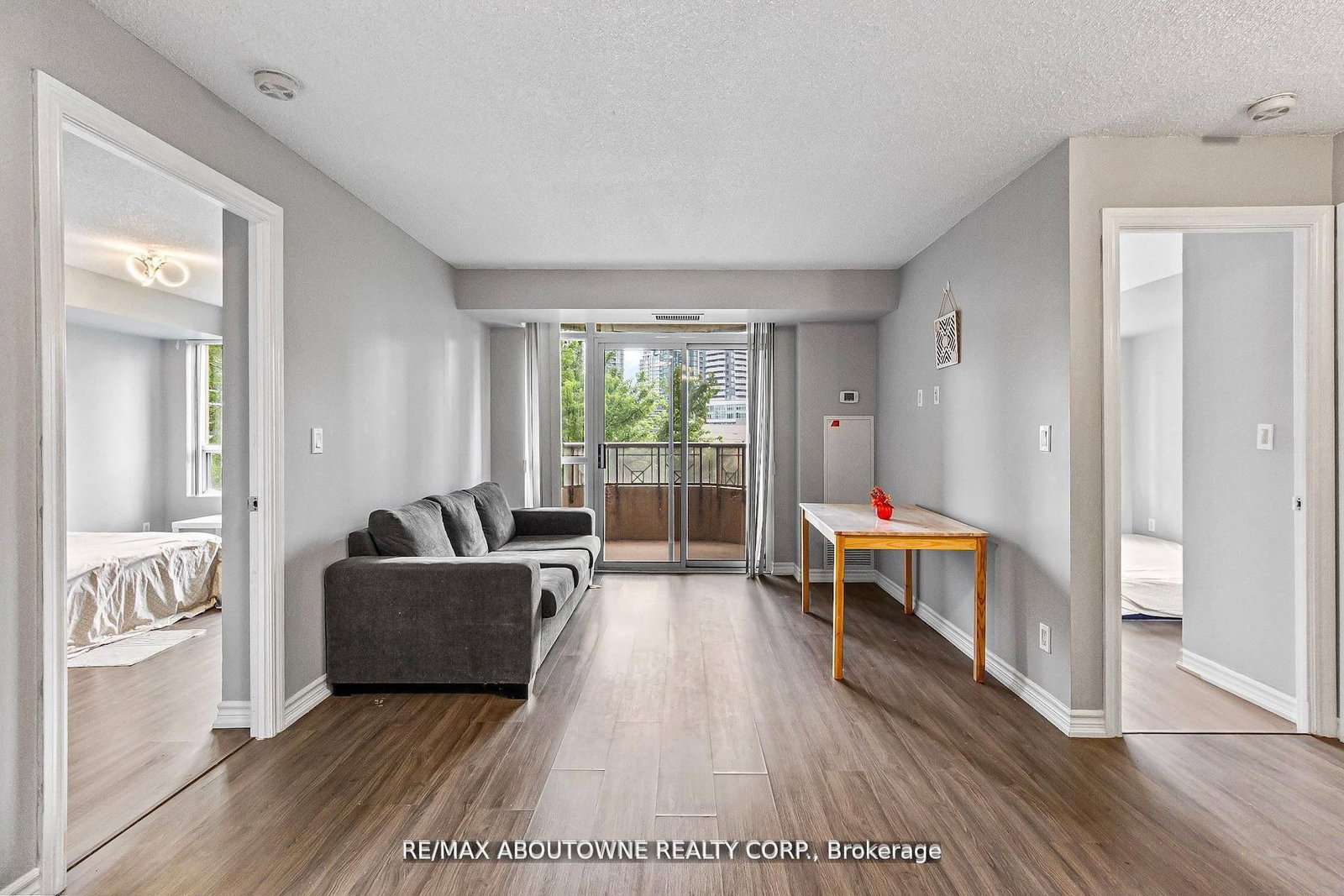 310 W Burnhamthorpe Road • #401 • Mississauga, ON photo 11