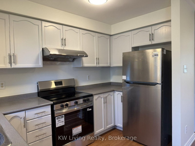 86 - 2945 Thomas Street