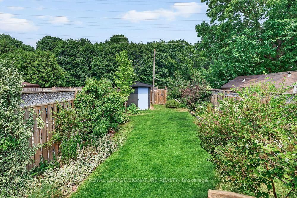 124 Eileen Avenue • Toronto, ON photo 21