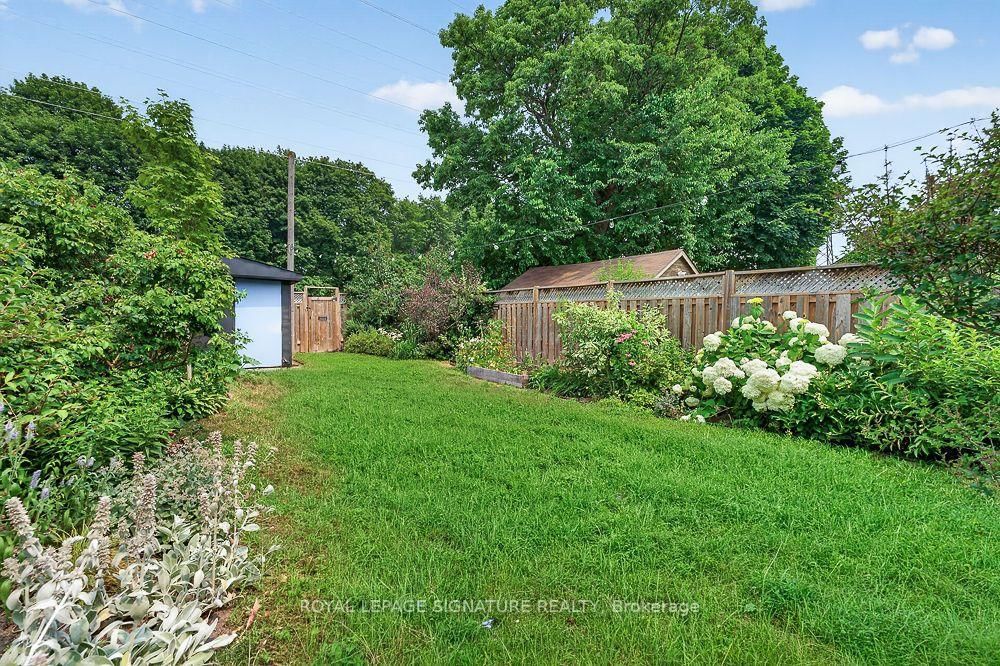 124 Eileen Avenue • Toronto, ON photo 22