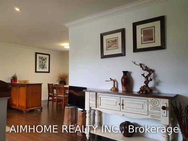 Main - 9 Maldaver Avenue