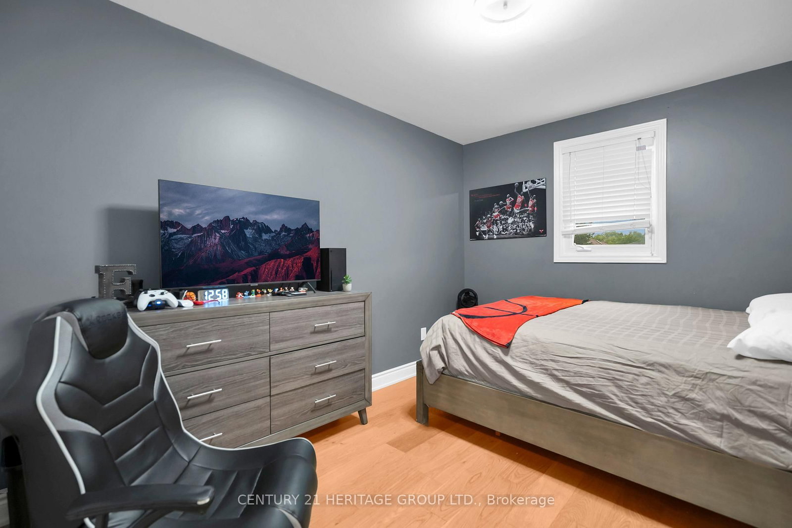 33 Sanderstead Avenue • Toronto, ON photo 25