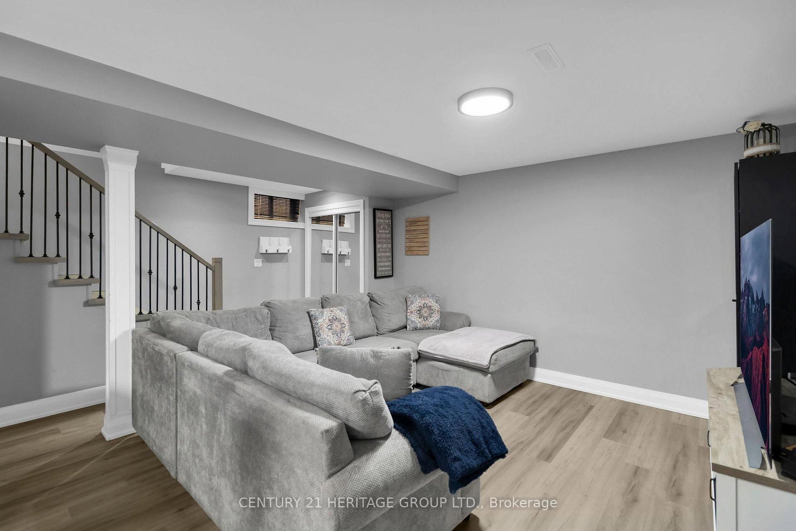 33 Sanderstead Avenue • Toronto, ON photo 30