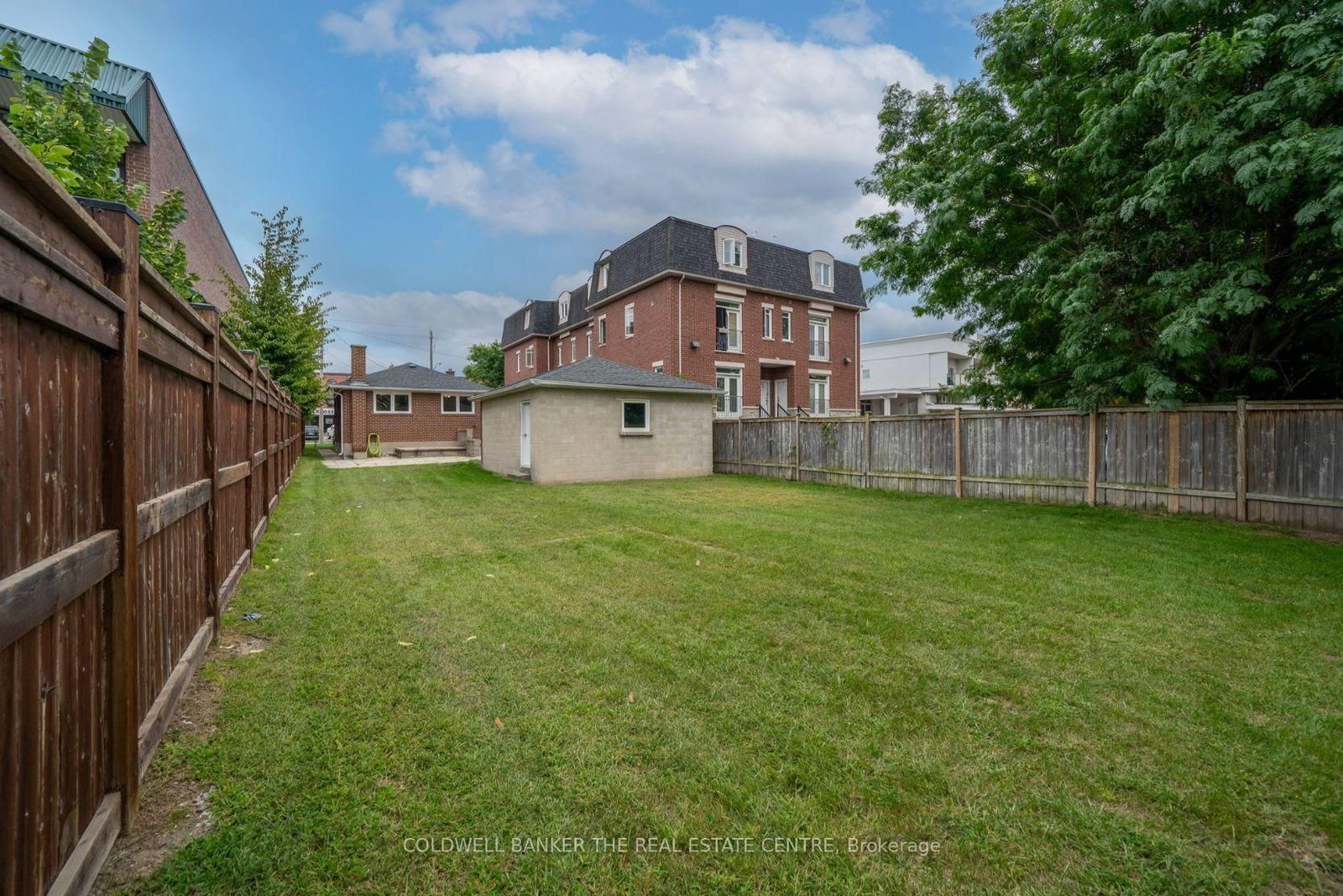 2966 Islington Avenue • Toronto, ON photo 11