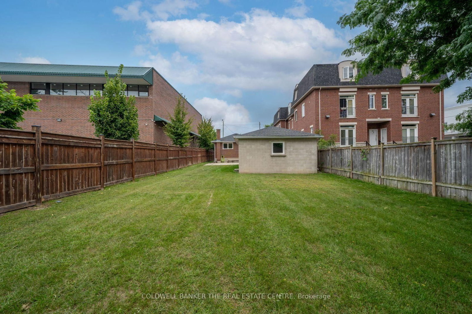 2966 Islington Avenue • Toronto, ON photo 12