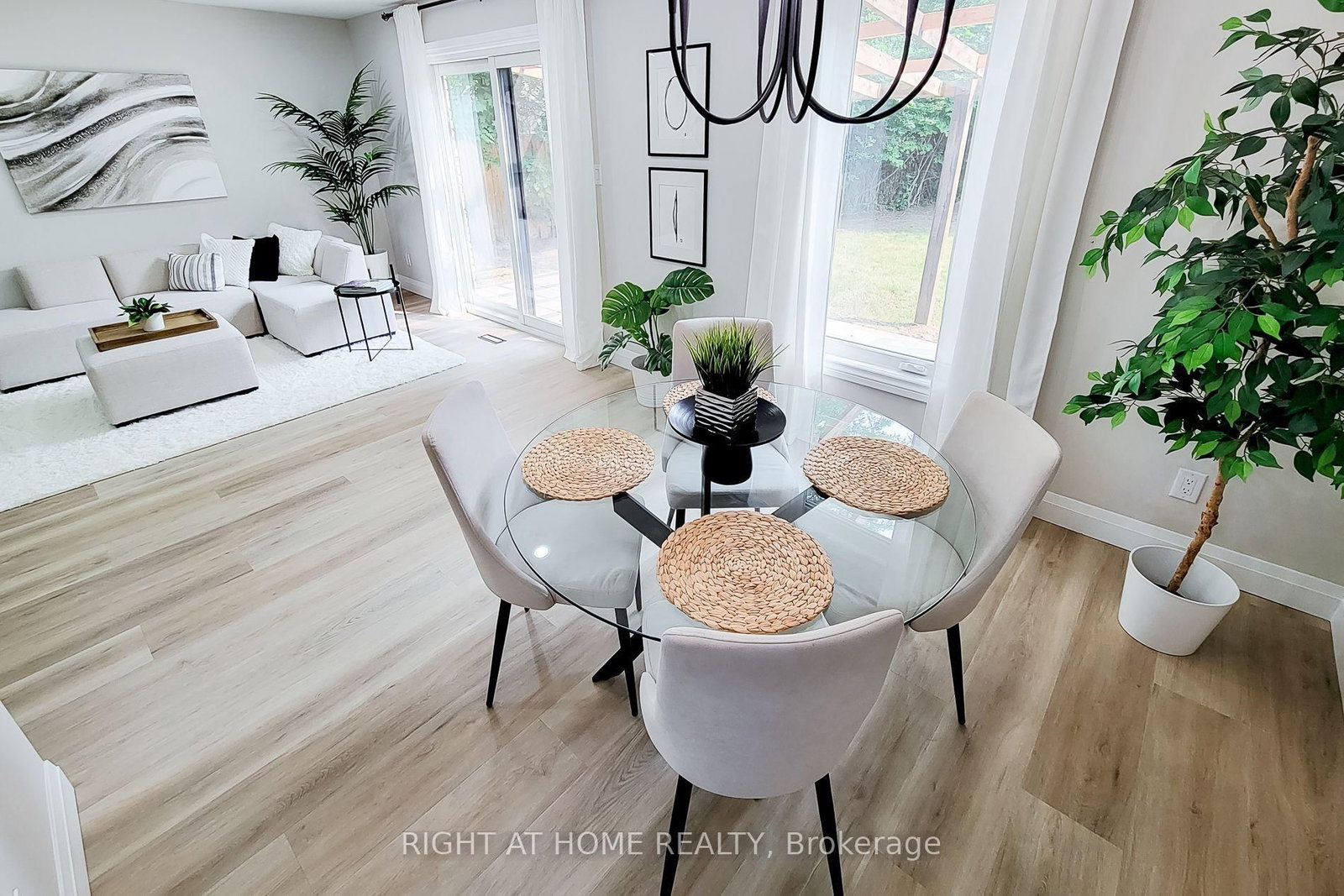 3574 Autumnleaf Crescent • Mississauga, ON photo 5