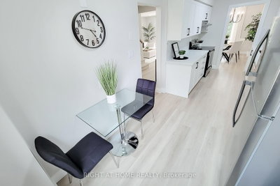3574 Autumnleaf Crescent • Mississauga, ON photo 8