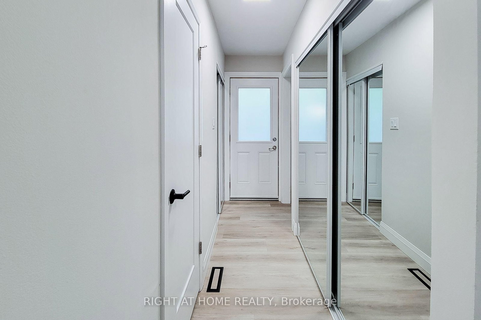 3574 Autumnleaf Crescent • Mississauga, ON photo 9