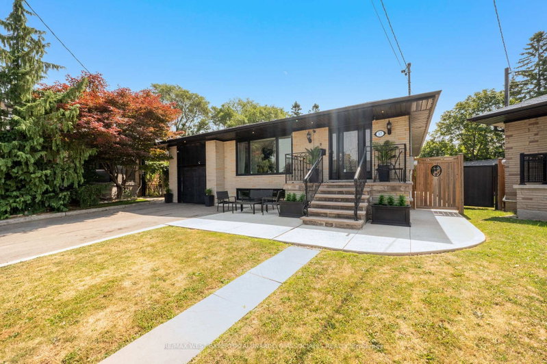 17 Krieger Crescent