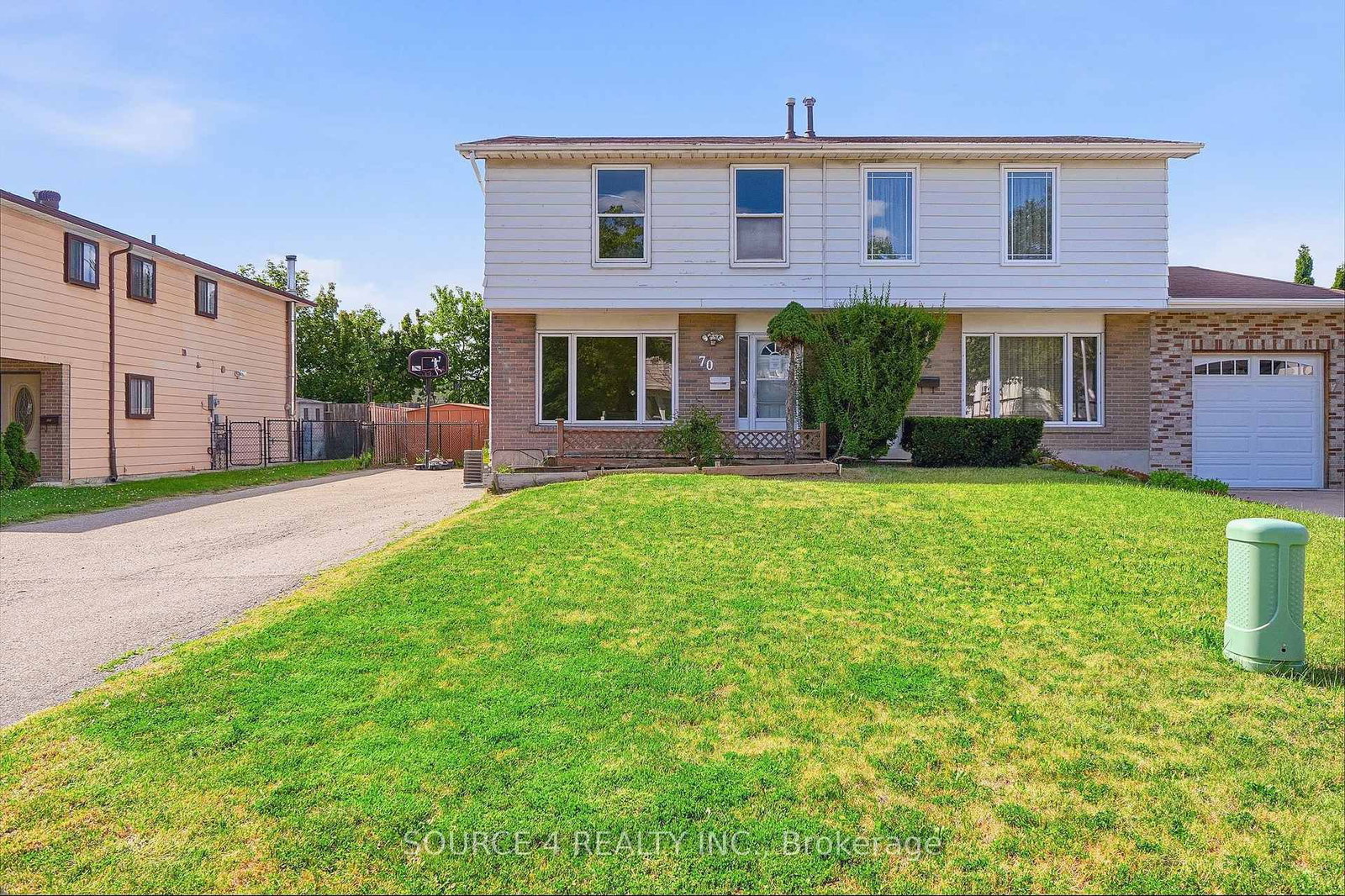 70 Griselda Brampton,ON L6S 1M3