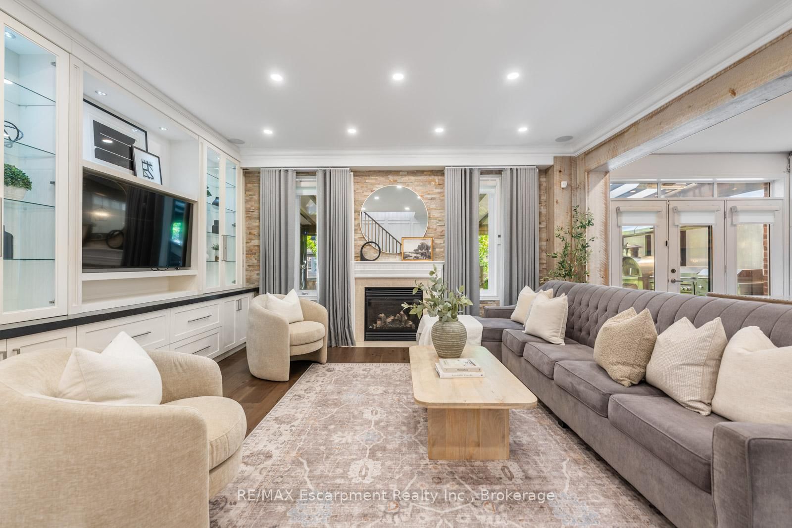 3340 Terra Cotta Lane • Burlington, ON photo 20