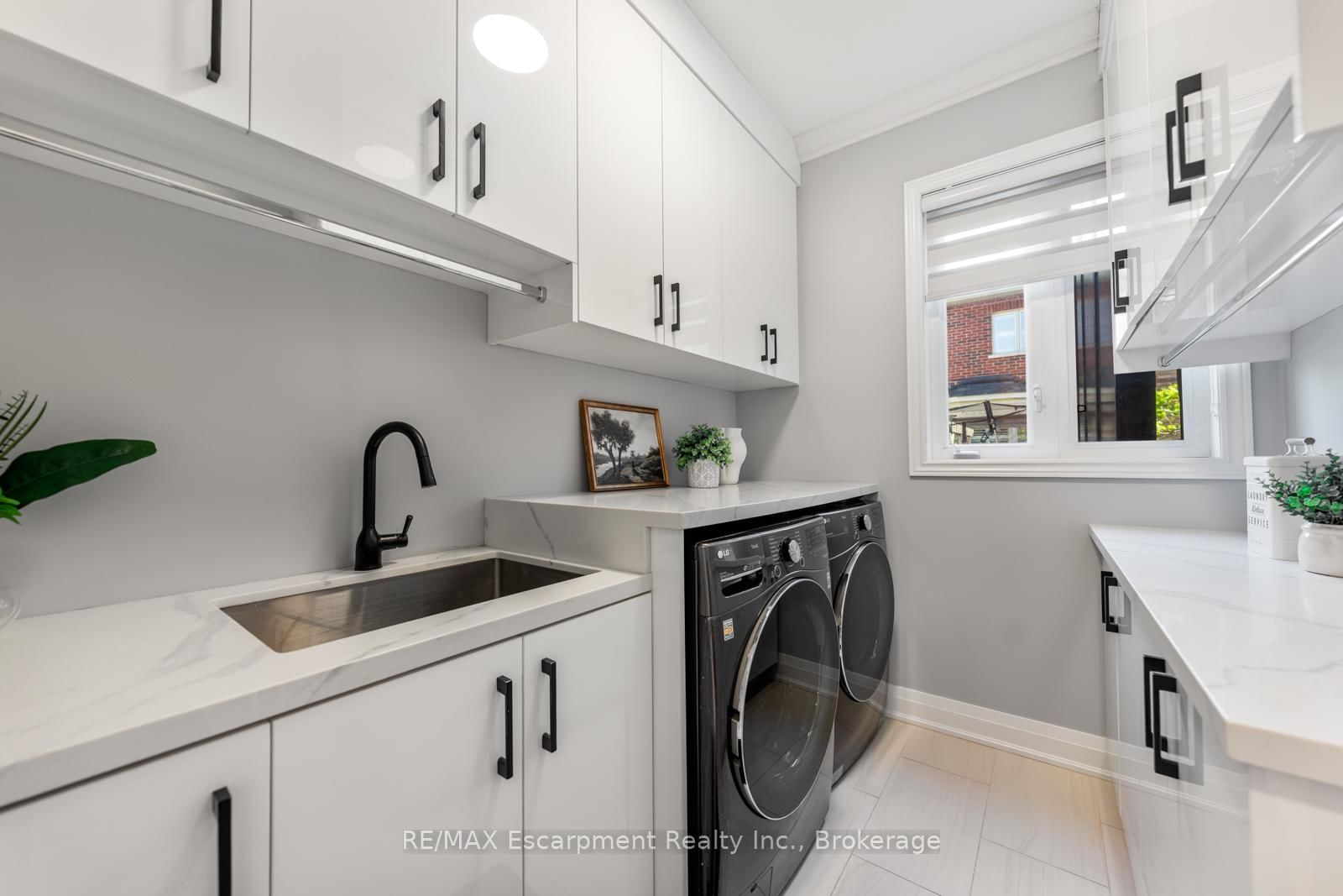 3340 Terra Cotta Lane • Burlington, ON photo 22
