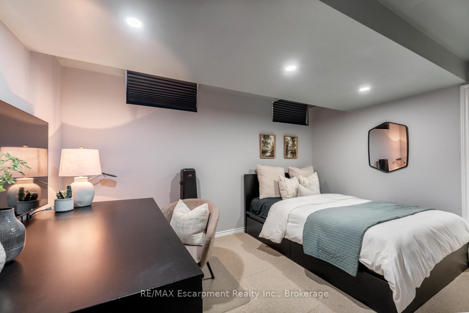 3340 Terra Cotta Lane • Burlington, ON photo 41