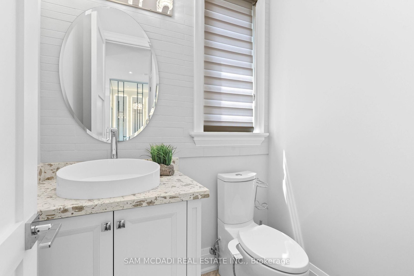 390 Sandhurst Drive • Oakville, ON photo 17