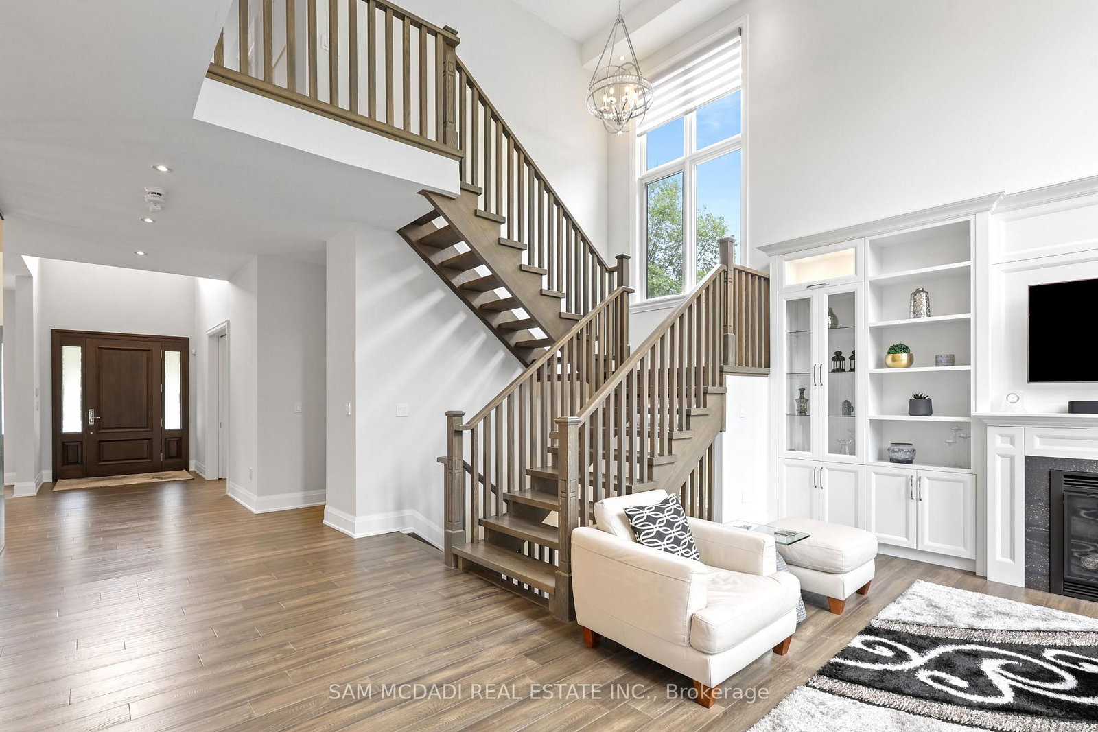 390 Sandhurst Drive • Oakville, ON photo 18
