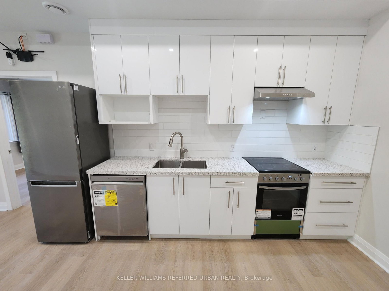 4-998 Bloor Street, Toronto, ON, photo 3