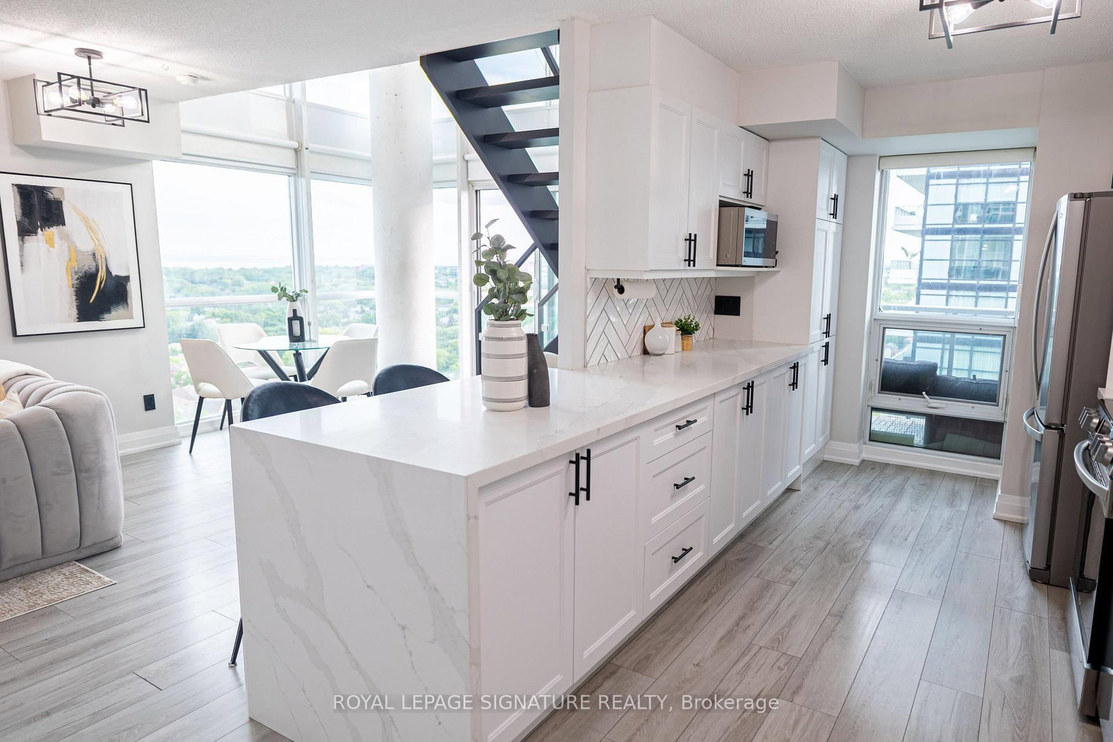 155 N Legion Road • #1905 • Toronto, ON photo 3