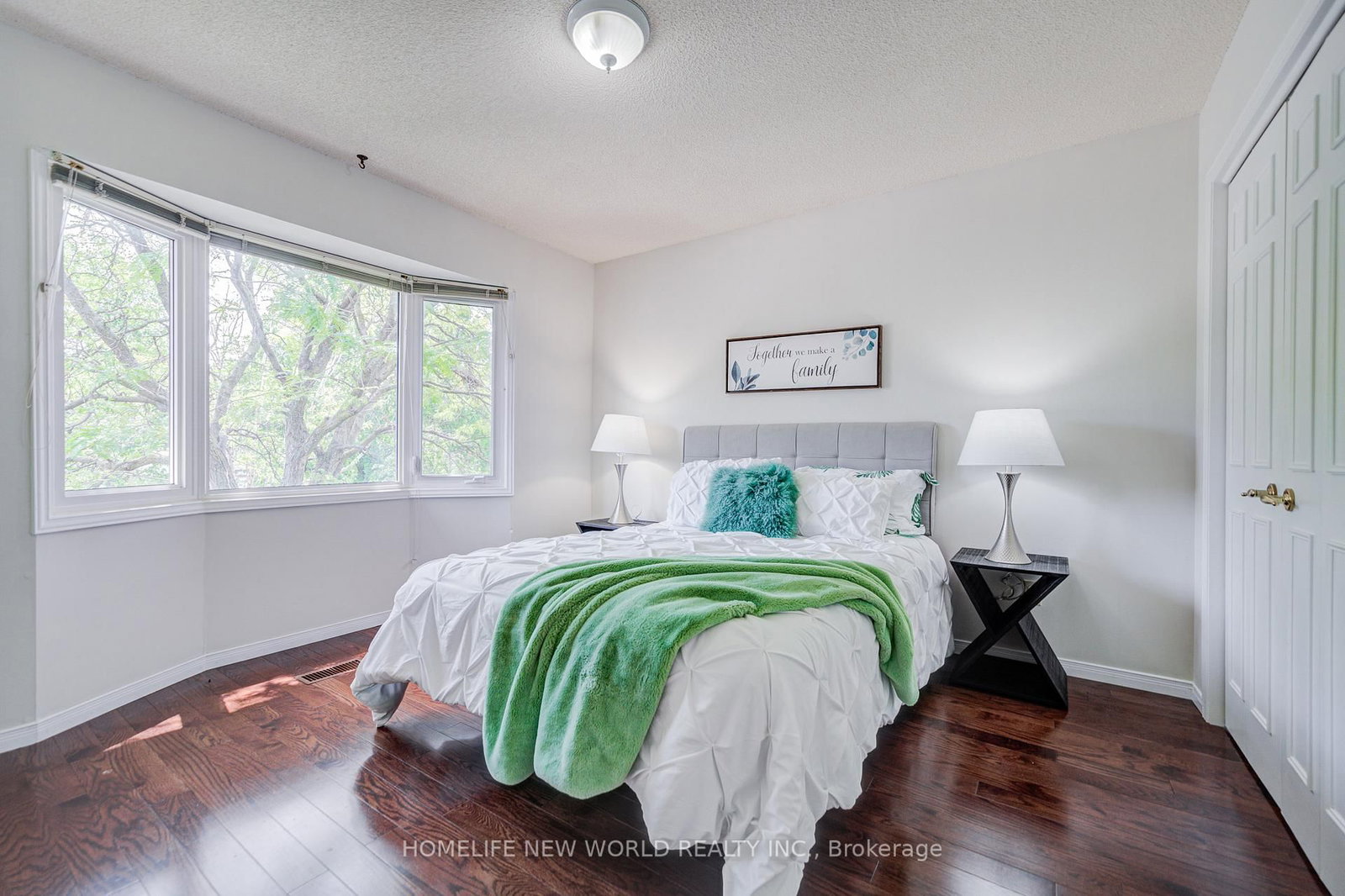 4468 Beacon Lane • Mississauga, ON photo 28