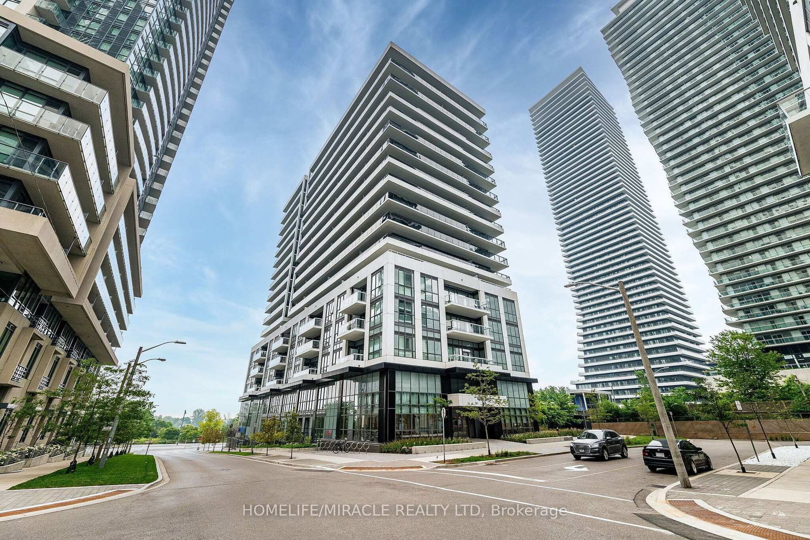 Condo for sale at 303-65 Annie Craig Drive, Toronto, Ontario, M8V 0C4 - Mimico - MLS: W13585032