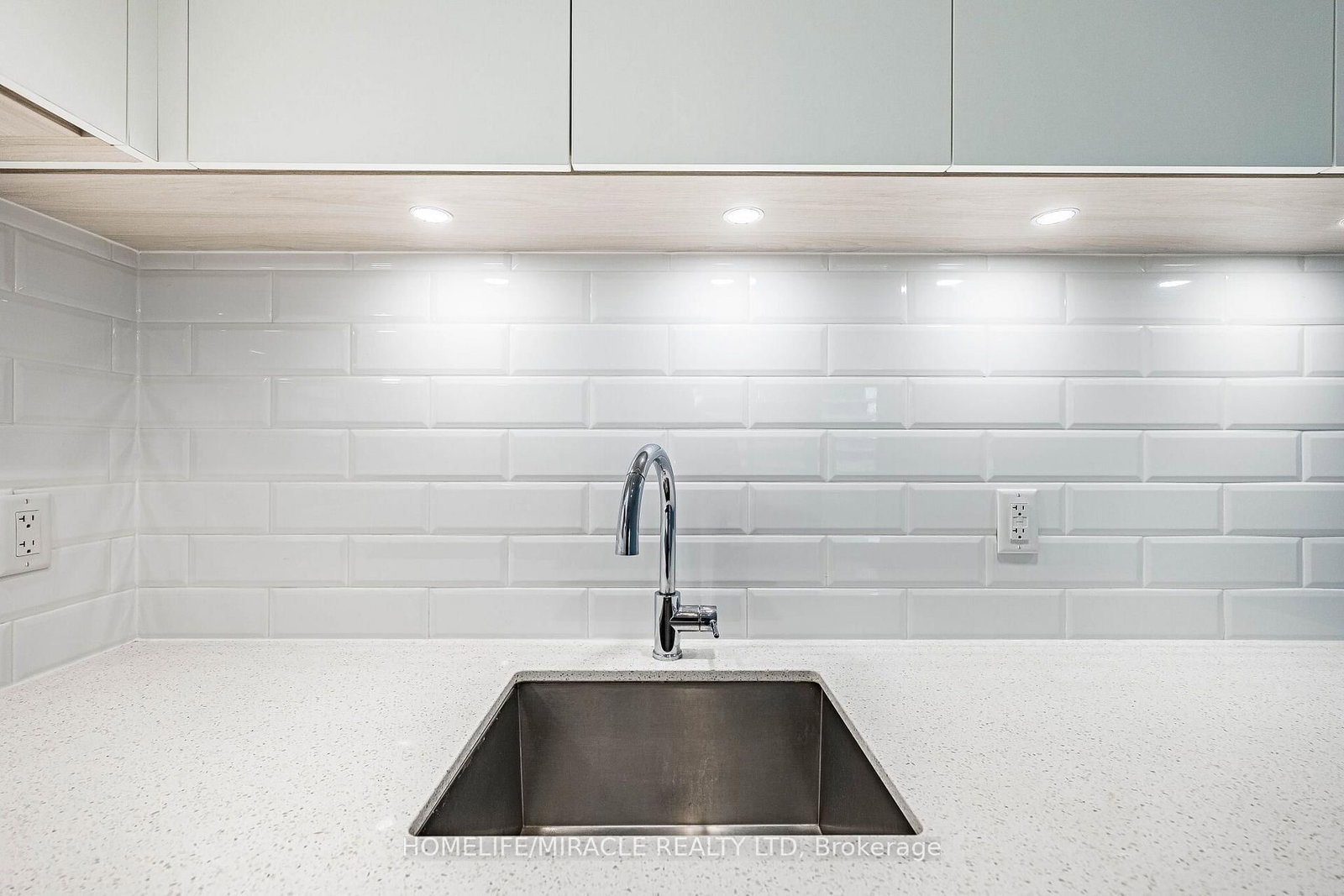 65 Annie Craig Drive • #303 • Toronto, ON photo 23