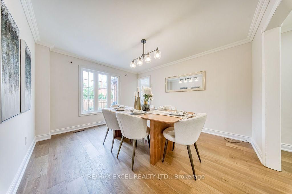 2105 Oakmead Boulevard • Oakville, ON photo 12