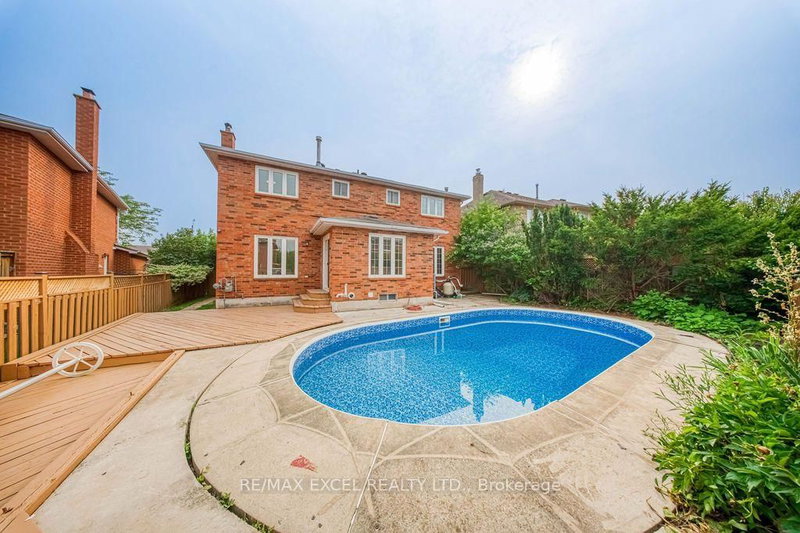 2105 Oakmead Boulevard