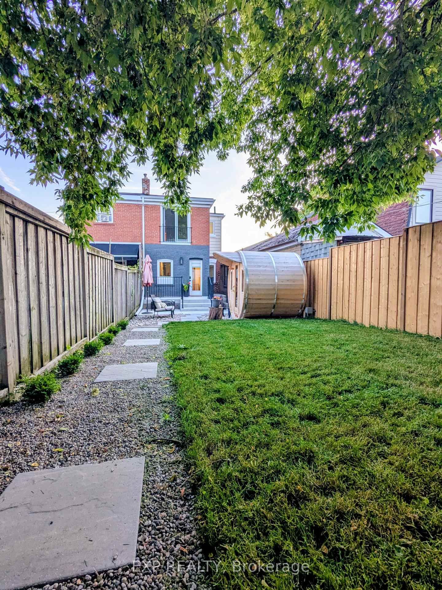 37 Gilbert Avenue • Toronto, ON photo 31