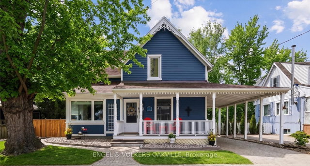 38 John Street S