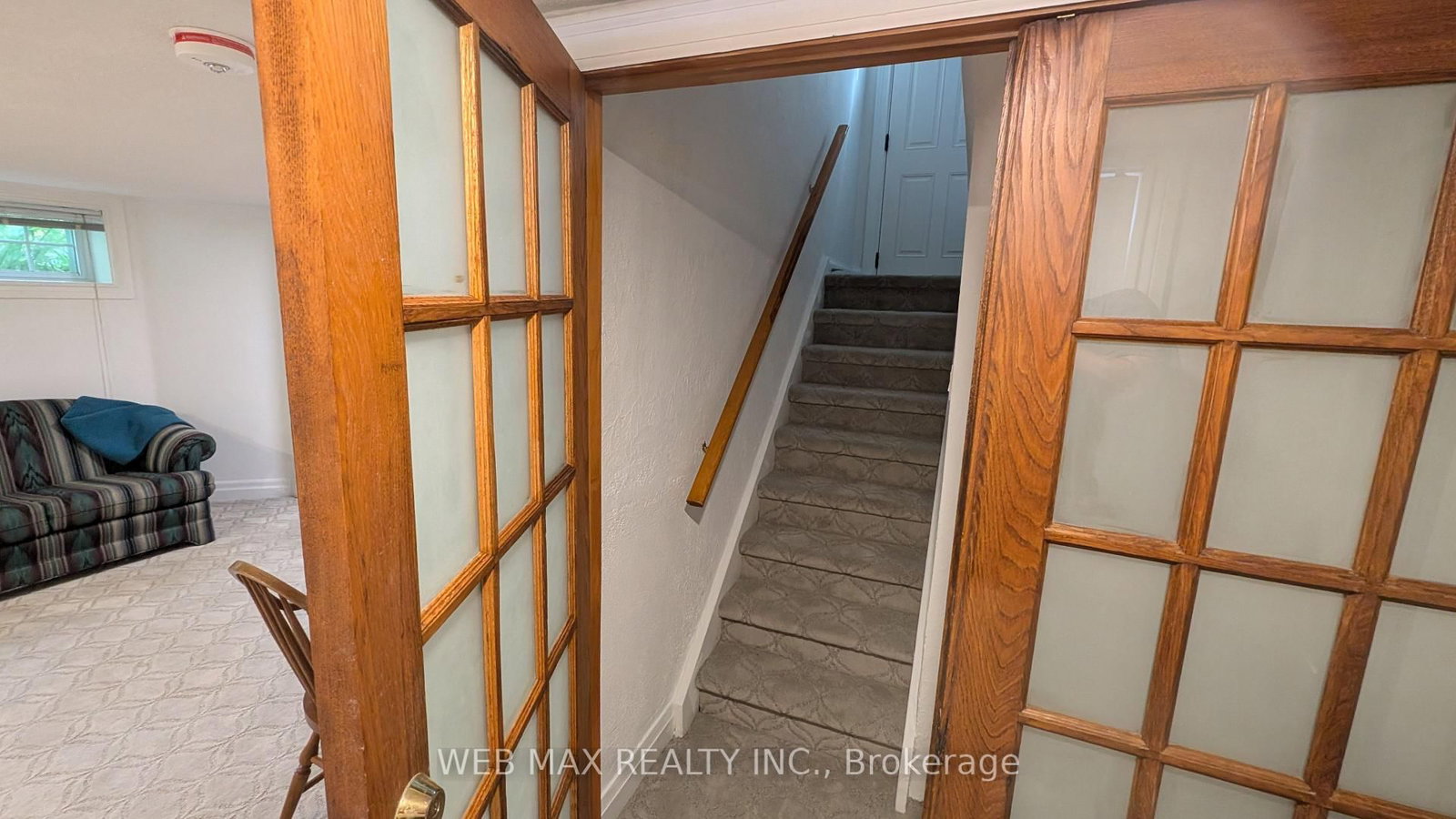 1-209 South Kingsway, Toronto, ON
