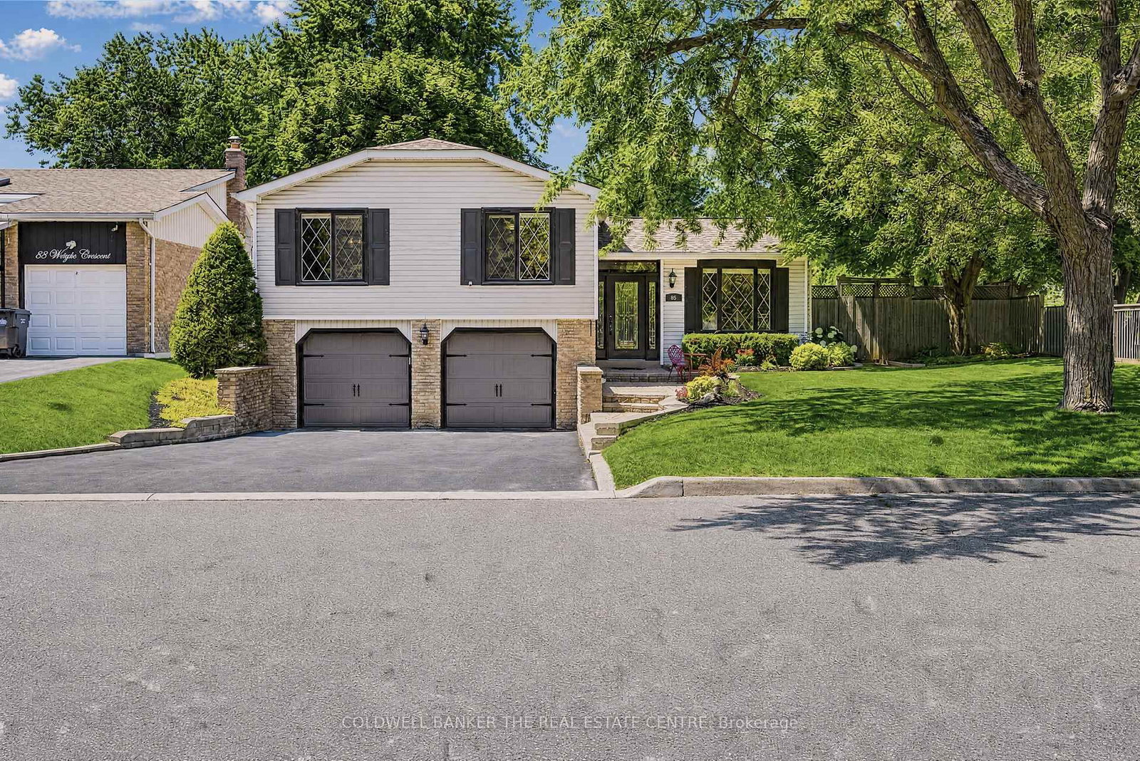 85 Wright Crescent • Caledon, ON photo 1