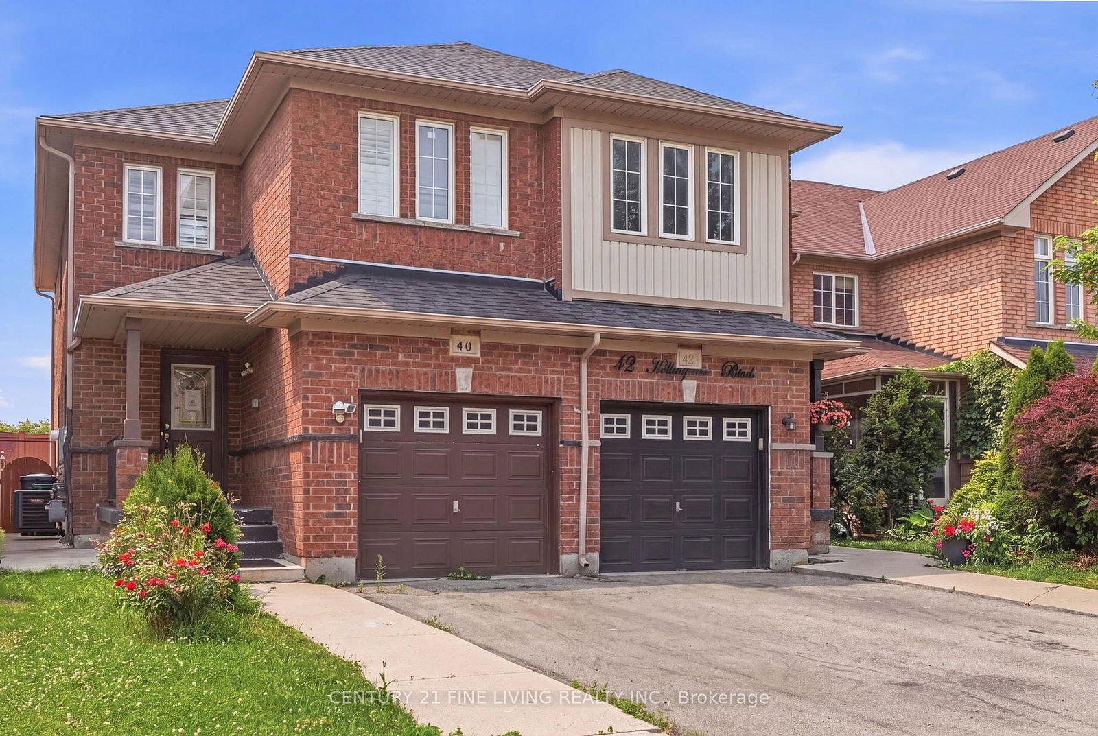 40 Hollowgrove Boulevard • Brampton, ON photo 1