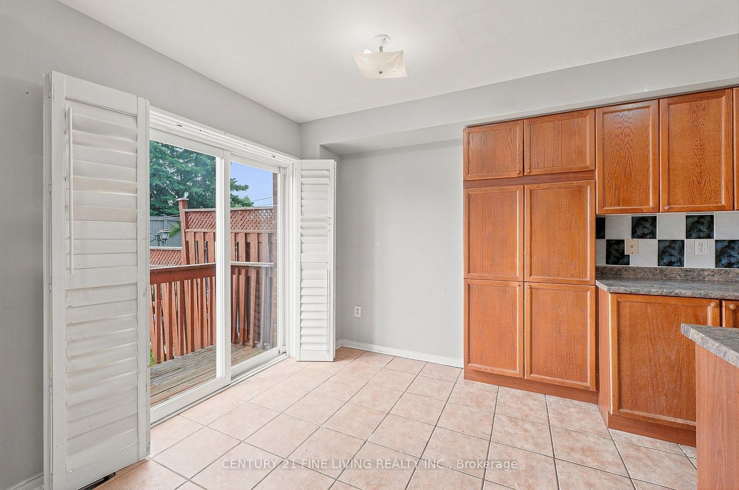 40 Hollowgrove Boulevard • Brampton, ON photo 12
