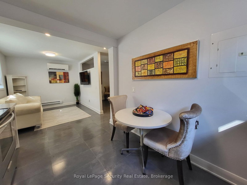 2 - 328 Lakeshore Road