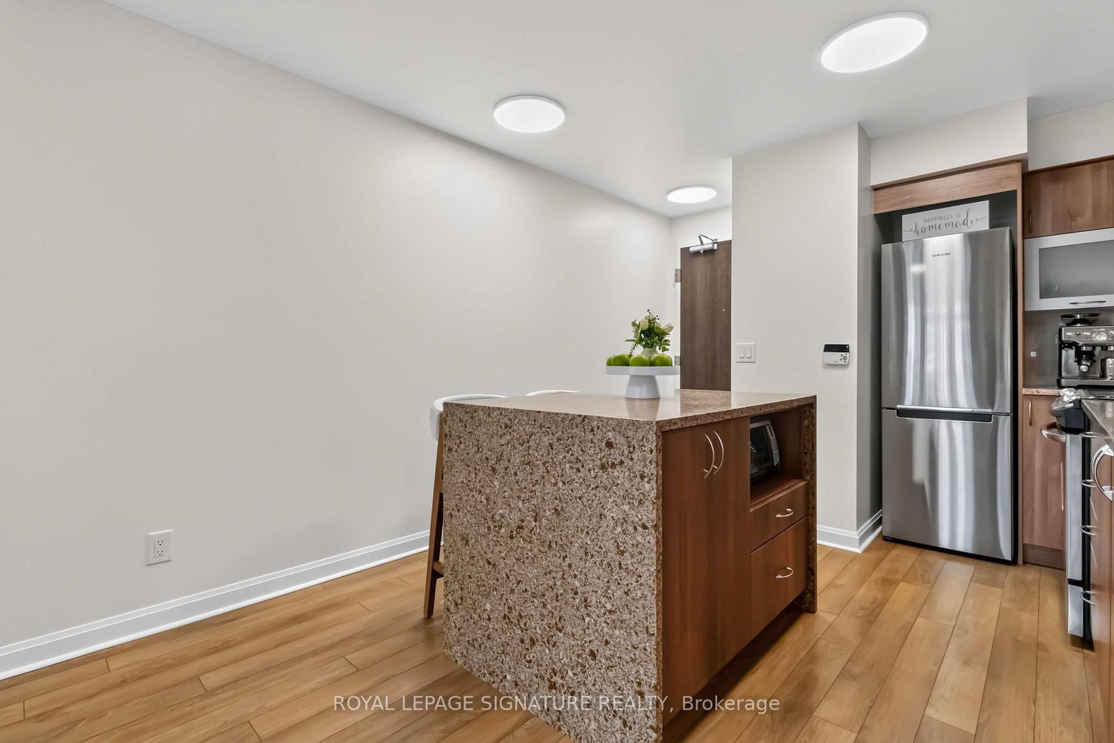 1 Michael Power Place • #601 • Toronto, ON photo 12