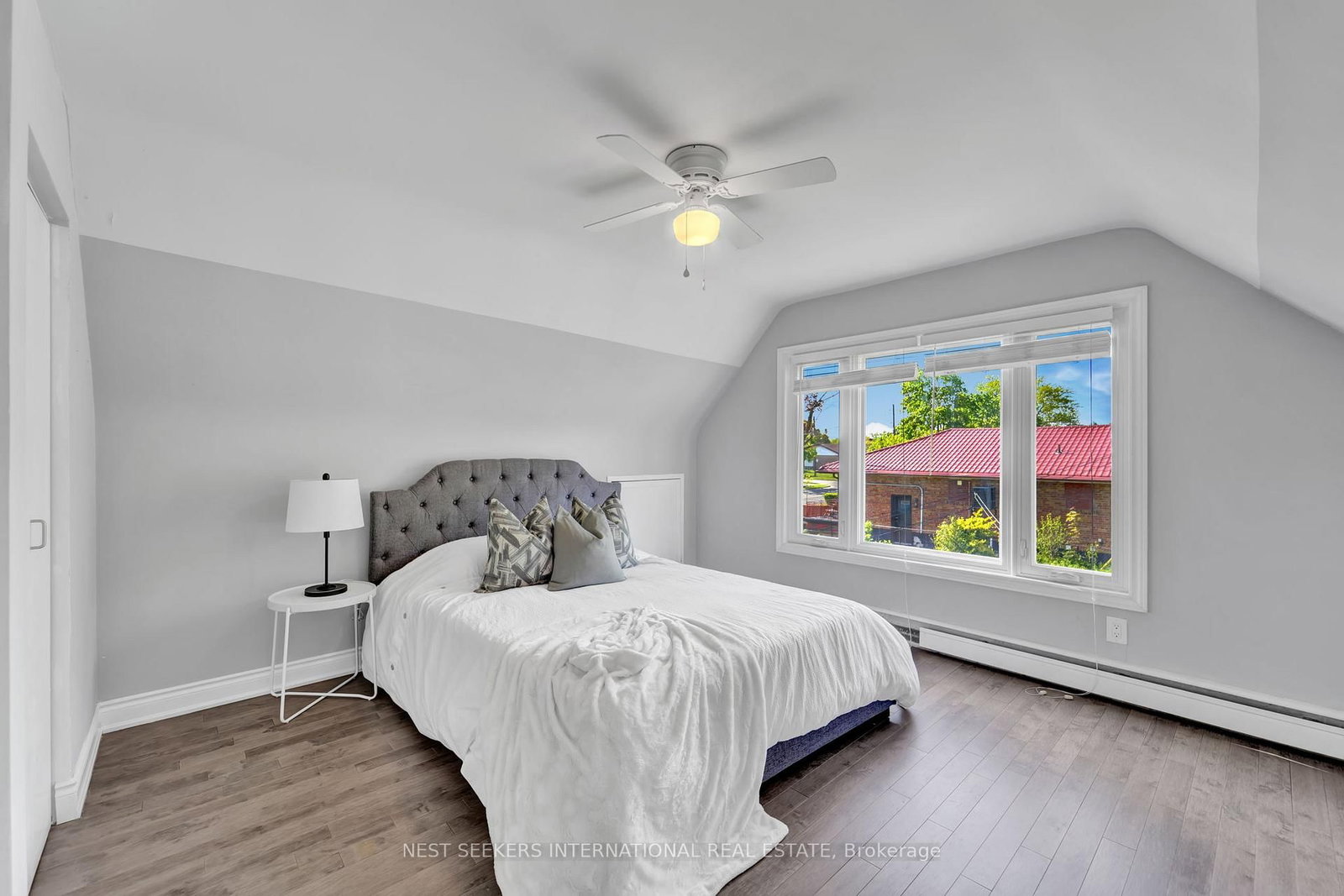 42 Fordwich Crescent • Toronto, ON photo 19