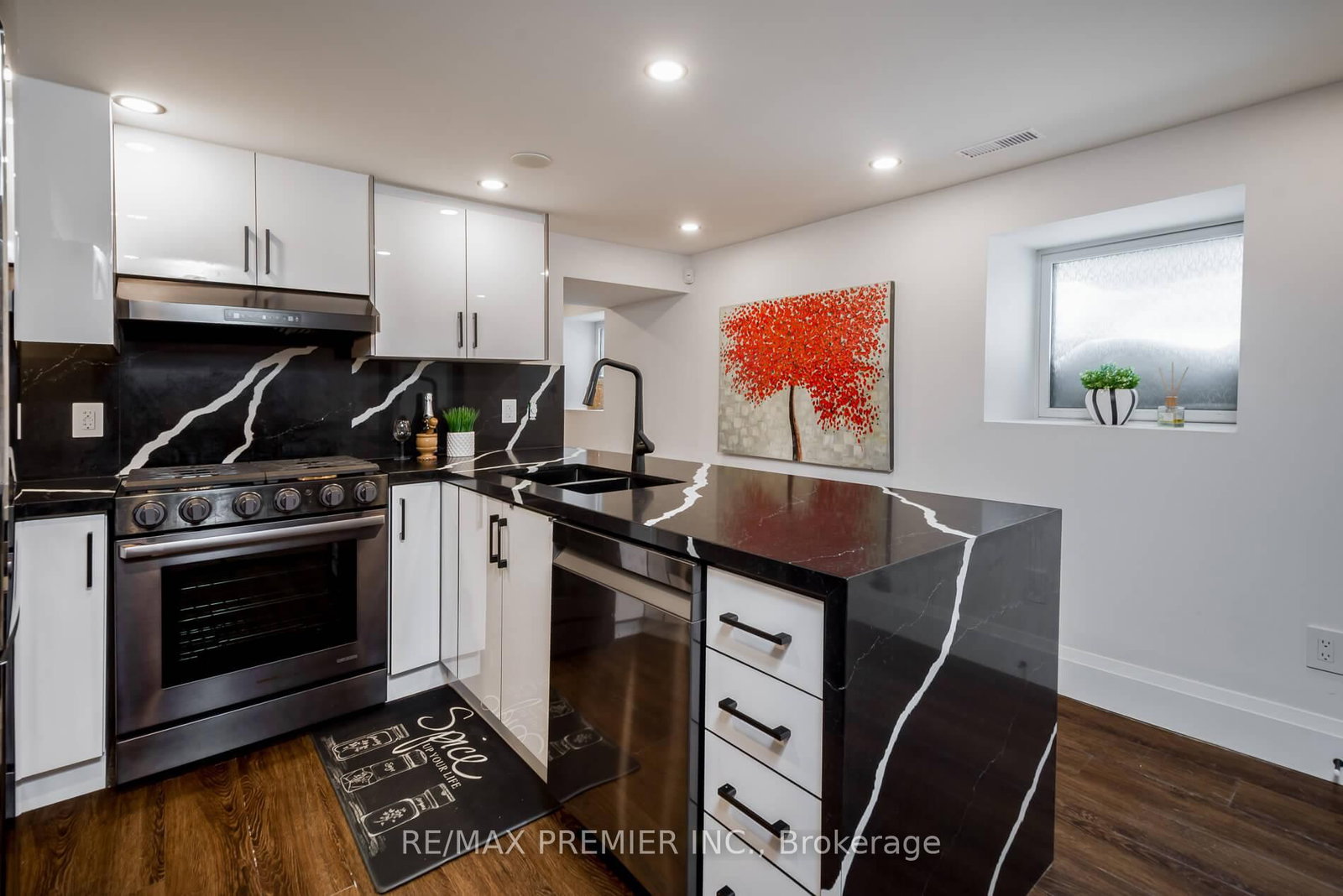 21 N Elizabeth Street • Brampton, ON photo 36