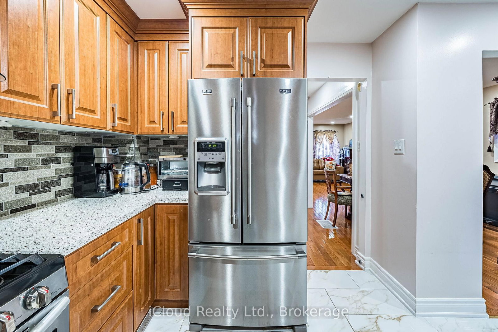 135 Autumn Glen Circle • Toronto, ON photo 13