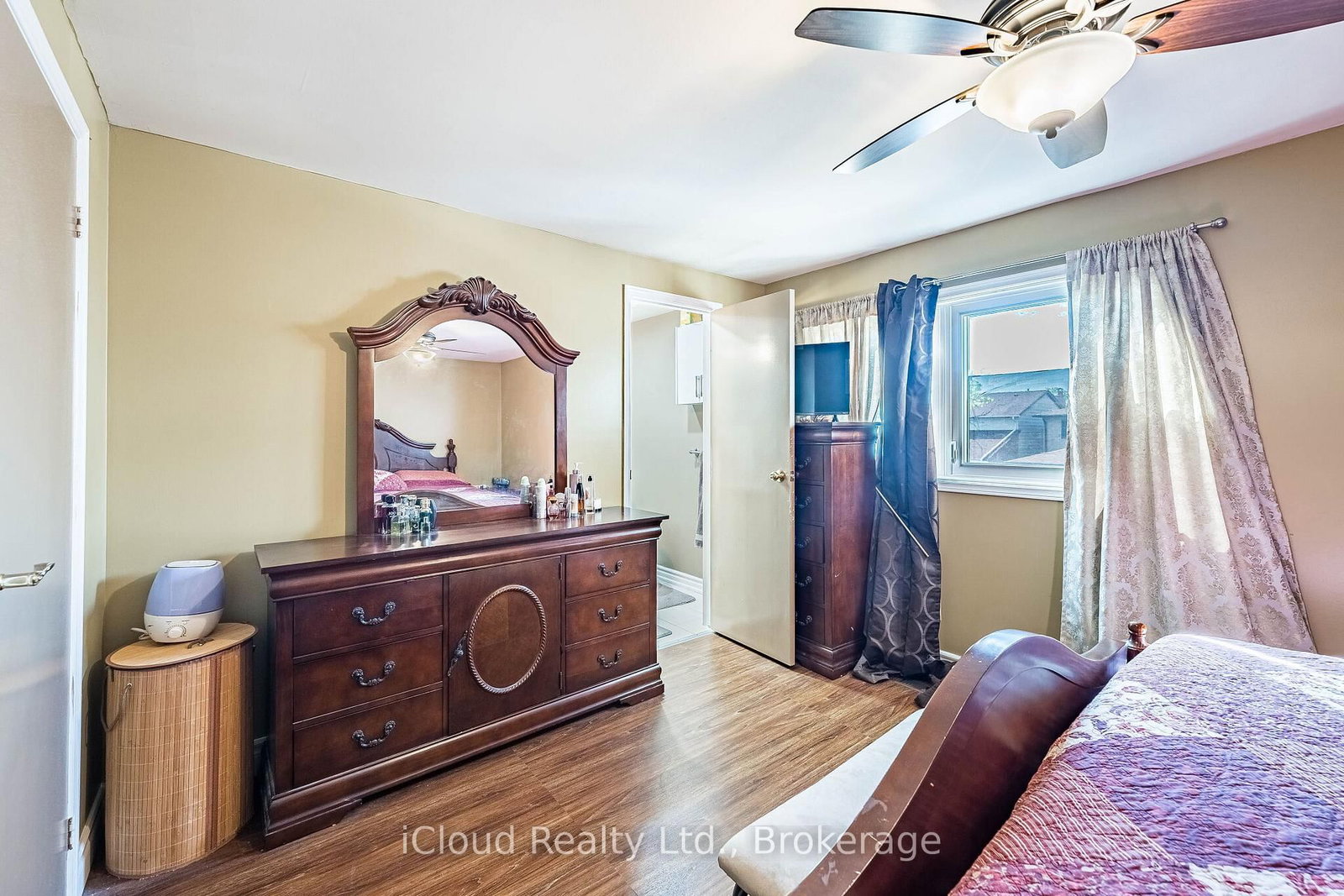 135 Autumn Glen Circle • Toronto, ON photo 21